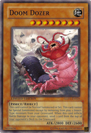 Doom Dozer [GLD1-EN025] Común 